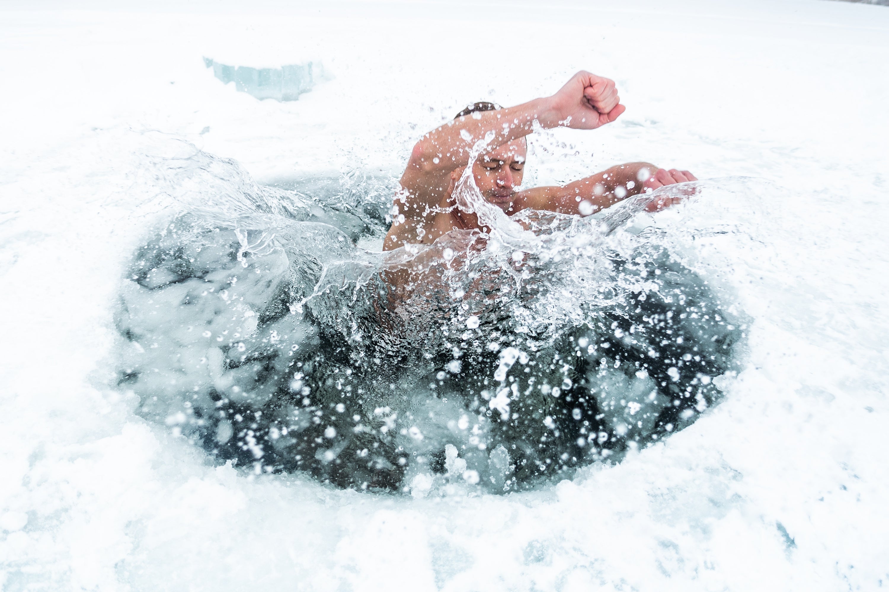 Cold Plunge Tub: The Ultimate Recovery Hack for Athletes & Biohackers